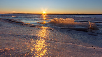 Evening on the Volga / ***
