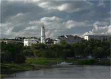 About the light over the city and the white steamer / .....