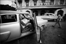 Havana taxi driver / ***