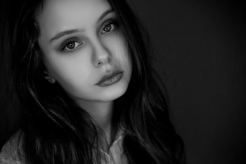 &nbsp; / ***