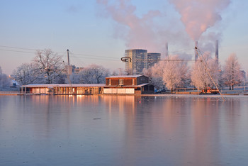 A winter morning on the city lake / Ein schöner Wintermorgen an einem Stadtsee in Wolfsburg