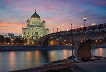 Christ the Savior Cathedral / ***