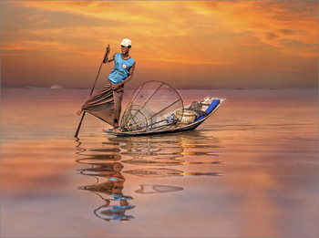 Fishermen on Inle Lake / ***