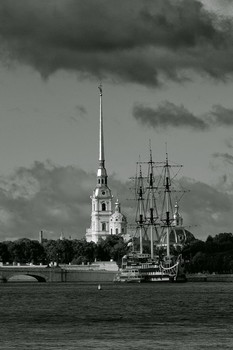 View of the Peter and Paul Fortress. / ***