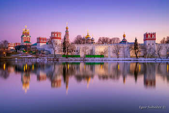 Evening at the Novodevichy / ***