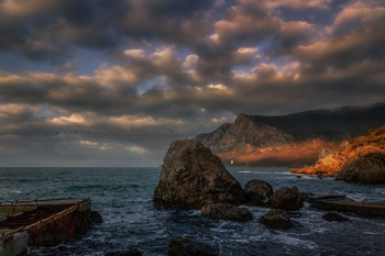 Evening at Sea / ***