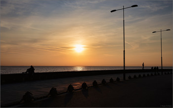 The evening on the waterfront / ***