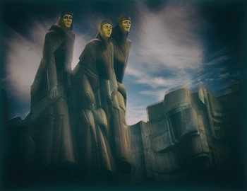 The Three Graces / ***