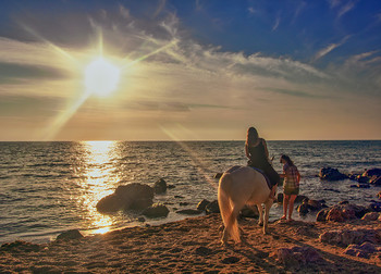 Evening at Sea / ***