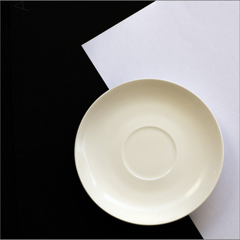 Composition / ***