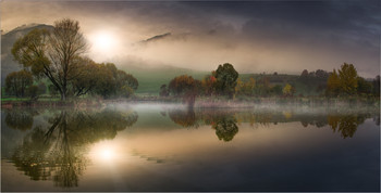&nbsp; / Morgens an einen kleinen Teich in der Steiermark