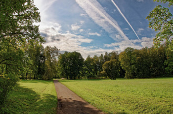 Road to clouds / ***