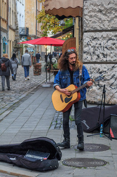 Street musician / ***