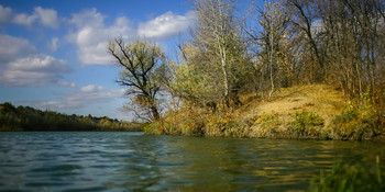 Autumn on the Lake / ***
