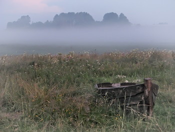 Morning mist ... / ***