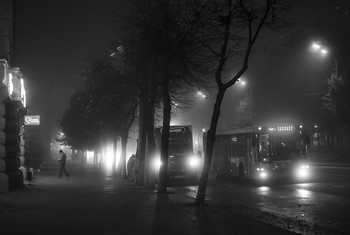 &nbsp; / Traffic in the fog...
