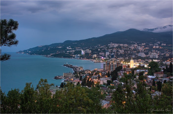 Evening Yalta / ***