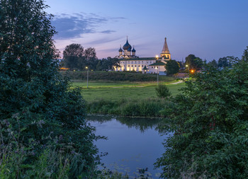 on the other side / ***