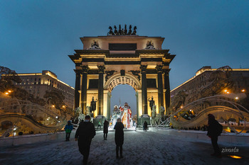 triumphal arch / ***