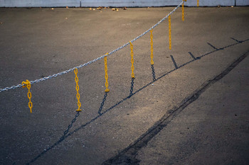 Chains / .....