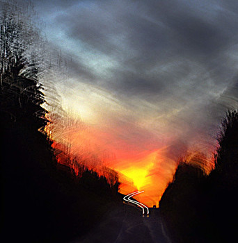 Road into the night / Road