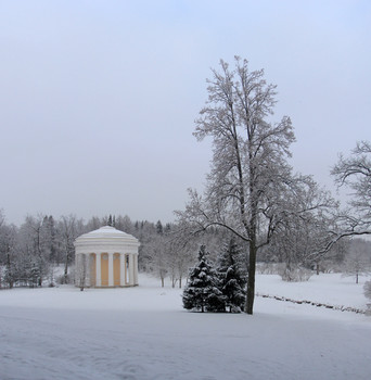 In Pavlovsk / ***