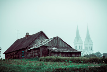 House by the River / https://vk.com/e.vaguro

https://www.instagram.com/vaguro_v_u_v/

https://web.facebook.com/evgeniy.vagouro

https://www.pexels.com/ru-ru/@10472344
