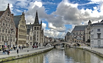 Ghent / ***