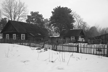 House in the village / ***