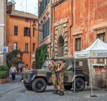 &nbsp; / Carabinieri