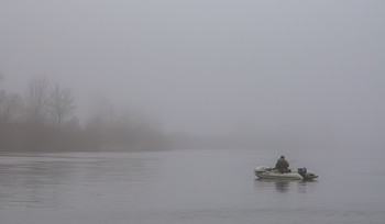 Fishing morning / ***