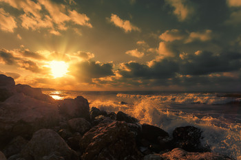 Sunset / ***