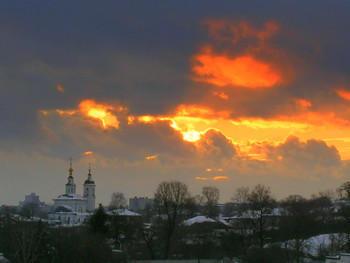 Alarming sunset ... / ***