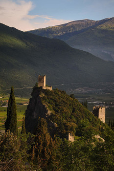 Arco Castle / ***