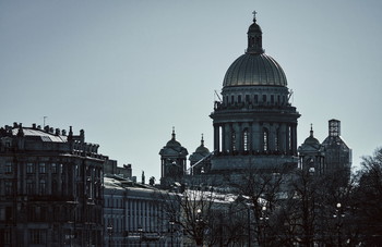 cold city / No comments.