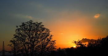 Sunrise / ***