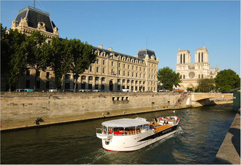 Paris, the Seine / ***