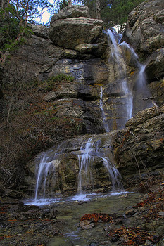 Waterfall Yauzlar / ***