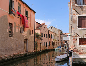 Undress Venice / ***