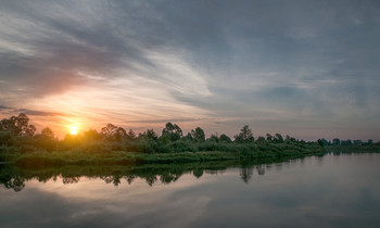 Dawn over the Pripyat / ***