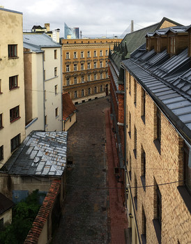Riga&#39;s streets / ***