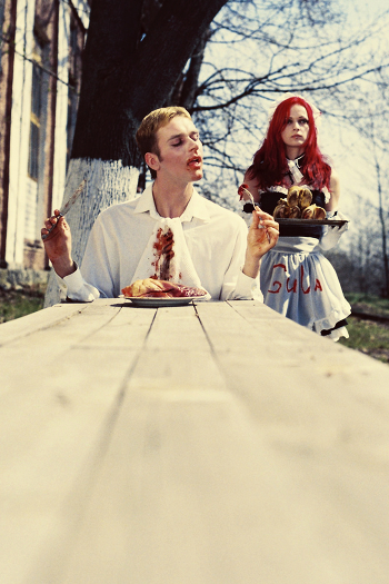 5.Gula (Gluttony)