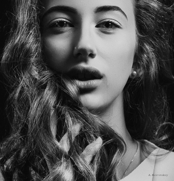Genre portrait. A fashion model in one of the styles of modern presentation ... A. Krivitsky.