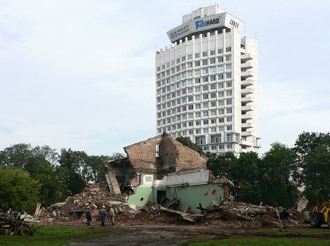 the ruins of "Belarus" 3