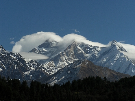 An array of Annapurna. Nepal