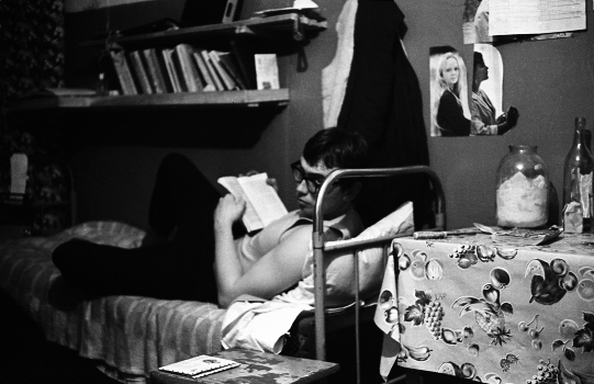 ... Strict bachelor life in a hostel ...