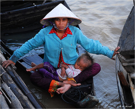 Madonna of the Tonle Sap lake
