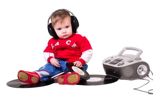 Dj.....