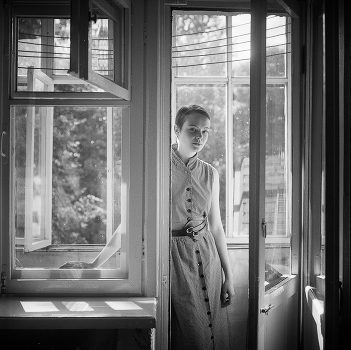 Eve (the portrait on the balcony)