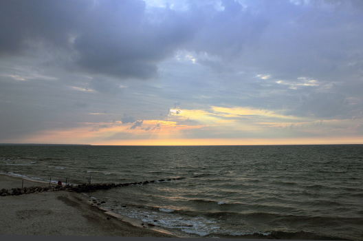 море
